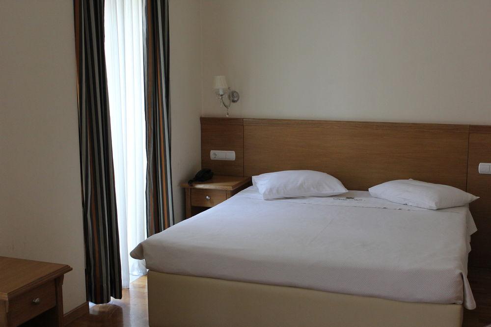 Zaliki Boutique Hotel เทสซาโลนิกิ ภายนอก รูปภาพ