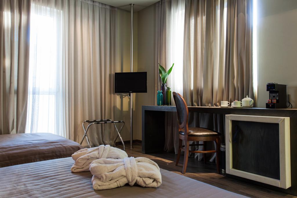 Zaliki Boutique Hotel เทสซาโลนิกิ ภายนอก รูปภาพ